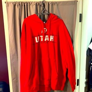 University of Utah sweatshirt